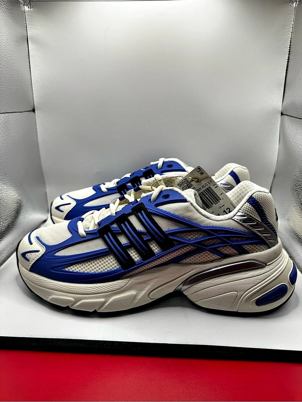 adidas Adistar XLG 2.0 Athletic Shoes White & Blue US 11.5